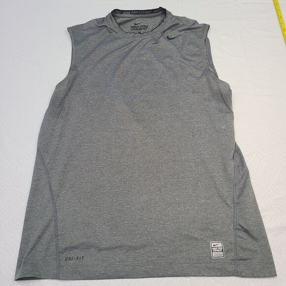 Nike Men T Shirt Sleeveless Sizr L - Picture 1 of 3